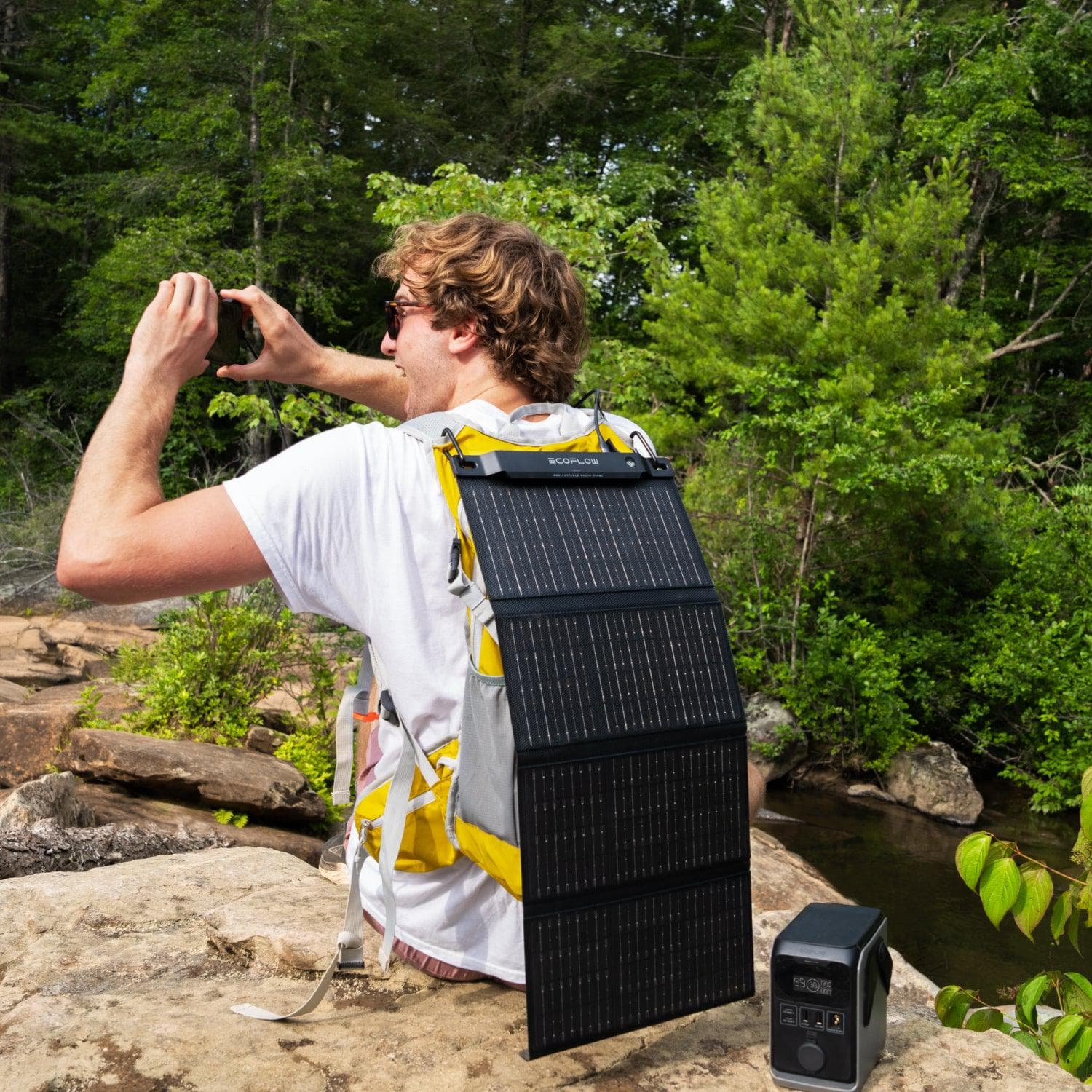 EcoFlow 28W Ultra-Light Solar Panel (Direct Device Charging) 7 EcoFlow 28W Ultra-Light Solar Panel (Direct Device Charging)